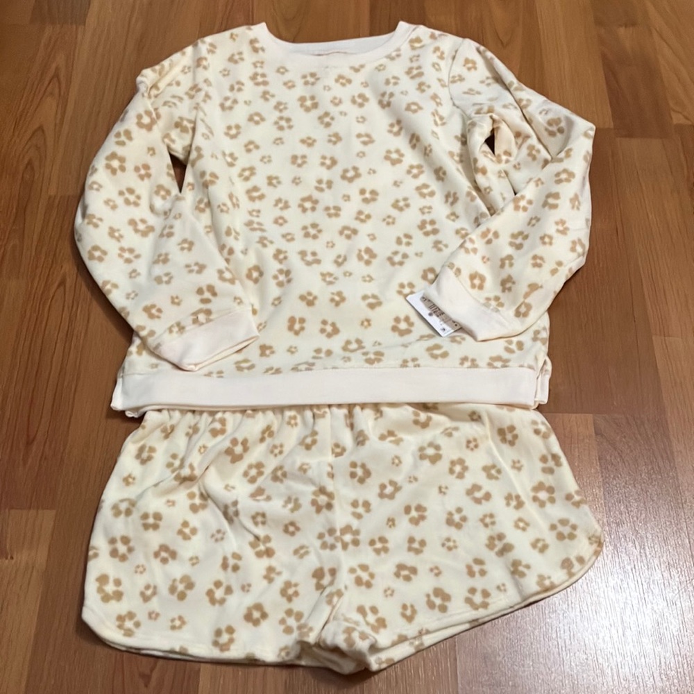 Carter’s girls pj set